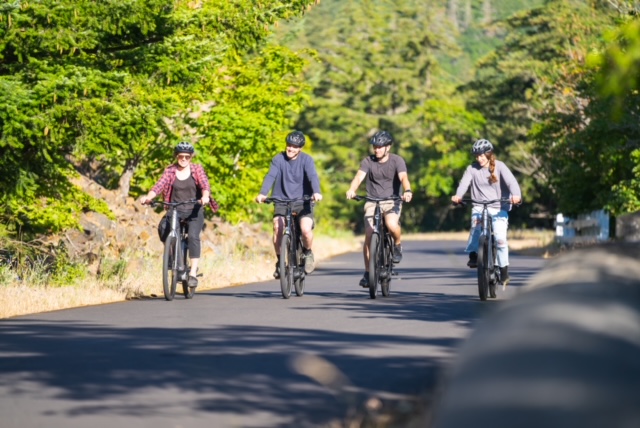 E-Bikes from Pedal and Paddle Hood River
