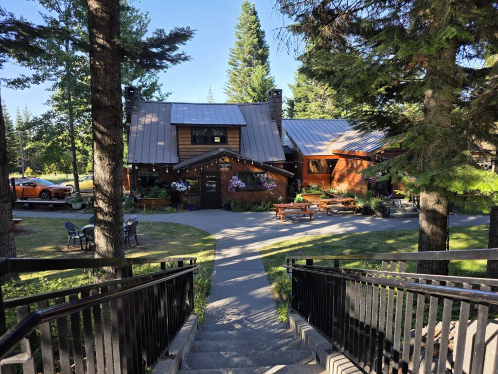 Cooper Spur Mountain Resort Crooked Tree Tavern & Grill